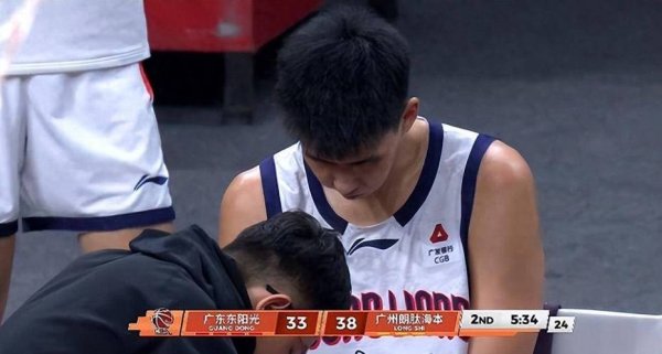 九游会J9 CBA广东德比广东宏远9385再次击败广州龙狮，取得赛季开局五连胜，杜锋证明徐昕多长时间上场都难阻宏远获胜